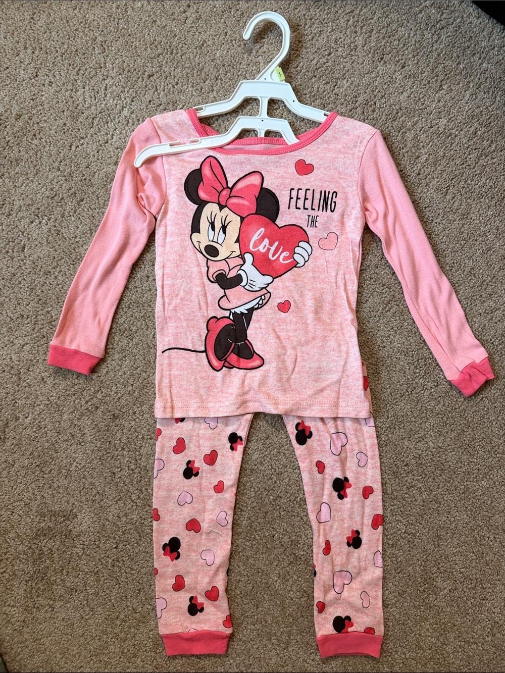 Disney Pink Minnie Mouse 'Feeling the Love' Pajama Set
